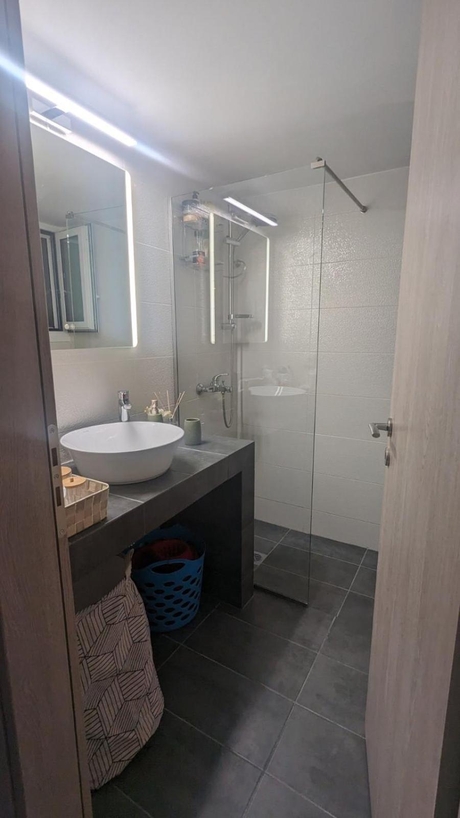 Luxury & Spacious Apartment In Athén Kültér fotó