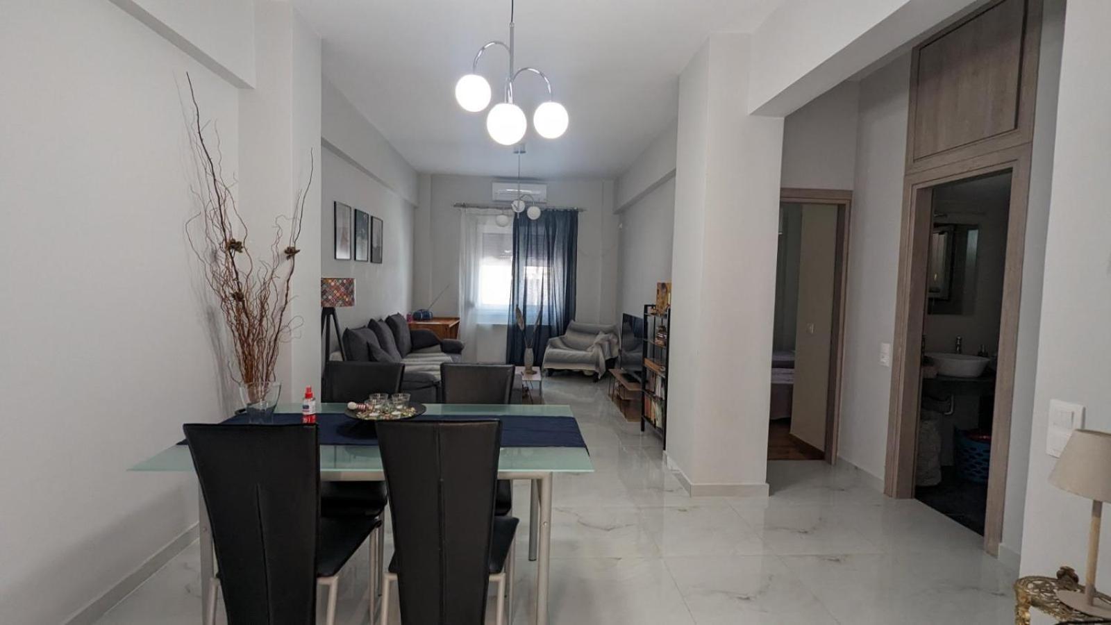 Luxury & Spacious Apartment In Athén Kültér fotó