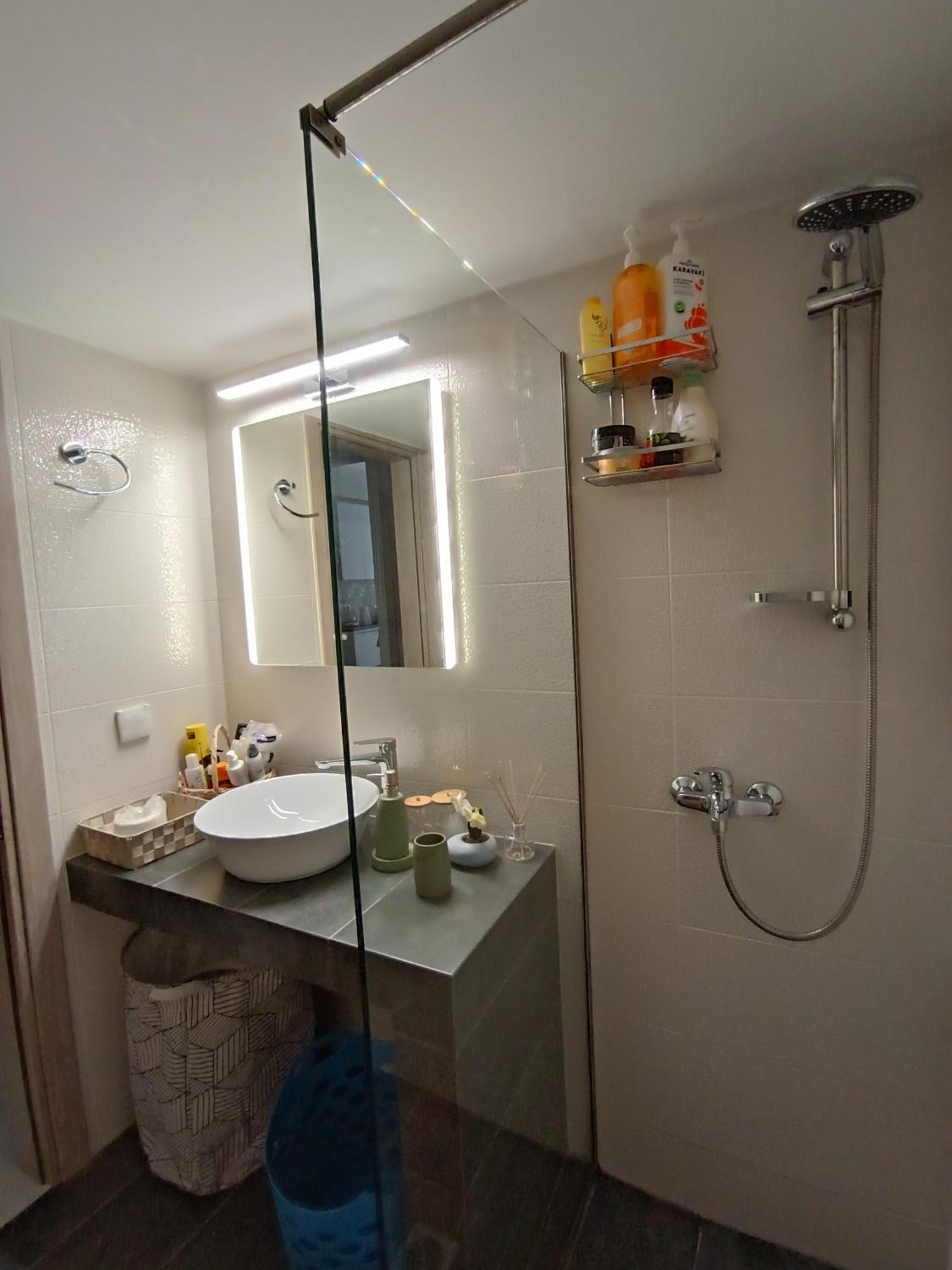 Luxury & Spacious Apartment In Athén Kültér fotó