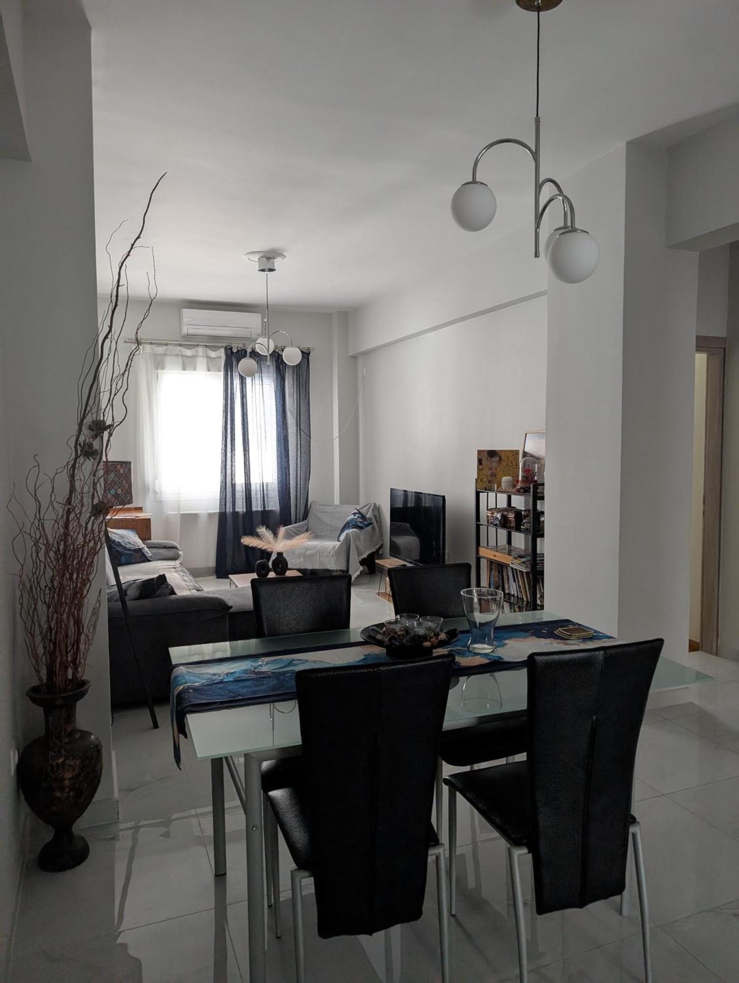 Luxury & Spacious Apartment In Athén Kültér fotó
